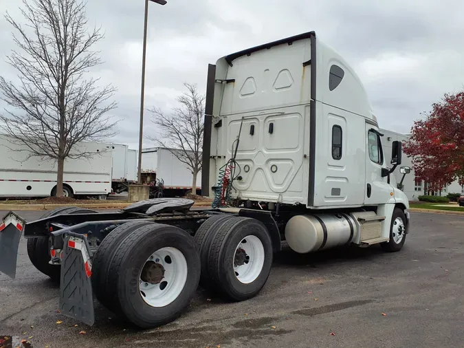 2020 FREIGHTLINER/MERCEDES CASCADIA 125