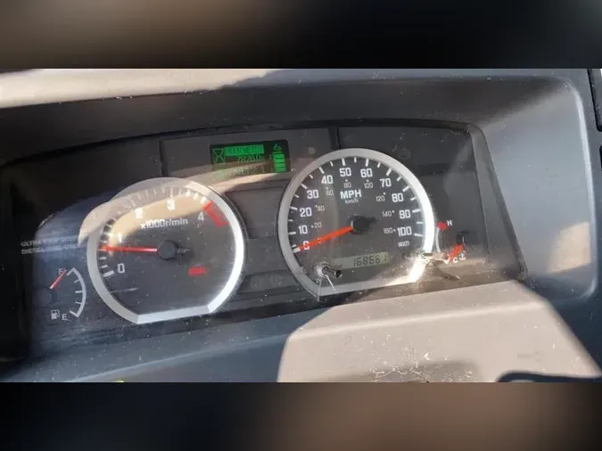 2014 ISUZU NPR