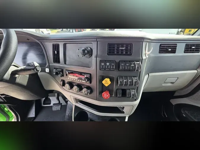 2023 Peterbilt 579