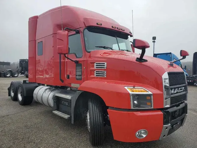 2019 MACK AN64T