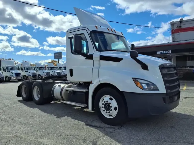 2019 FREIGHTLINER/MERCEDES CASCADIA