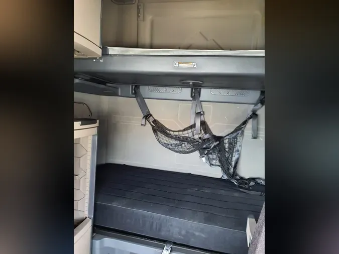 2020 FREIGHTLINER/MERCEDES CASCADIA 125c4709c63848267d0bd672413b03b26f2