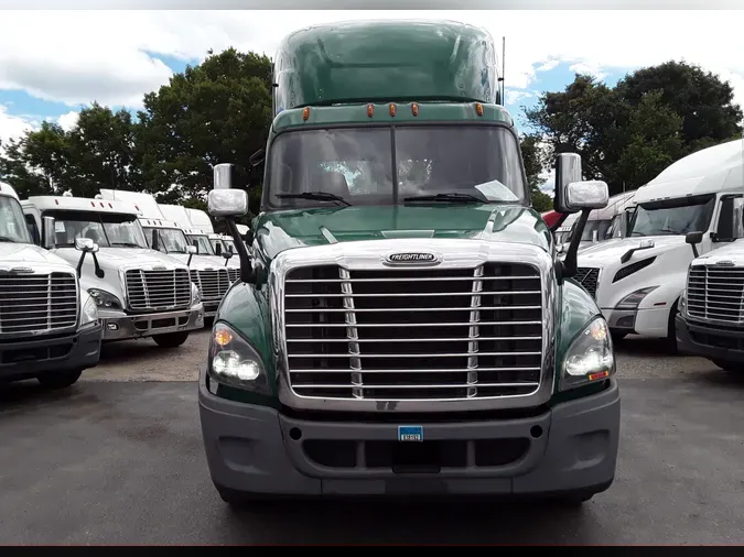 2017 FREIGHTLINER/MERCEDES CASCADIA 125