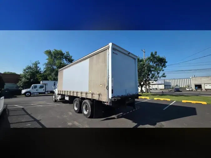 2021 FREIGHTLINER/MERCEDES M2 106