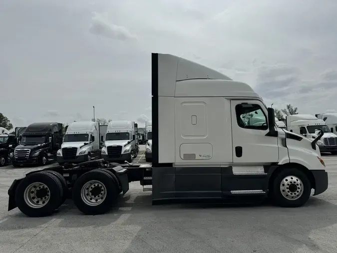 2020 Freightliner Cascadia&reg;