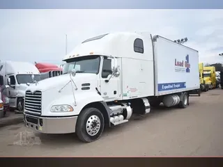 2014 MACK PINNACLE CXU612