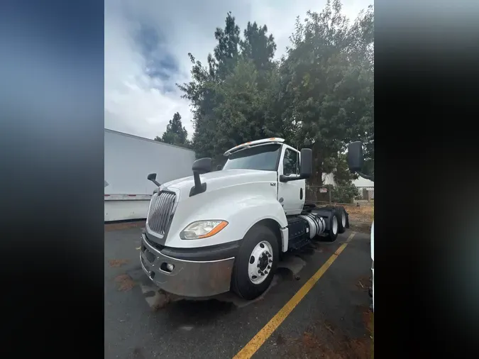 2019 NAVISTAR INTERNATIONAL LT625 DAYCAB T/A