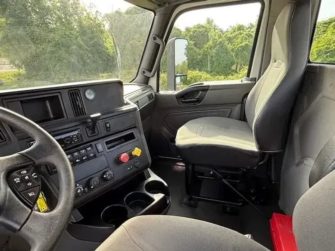 2020 International LT625