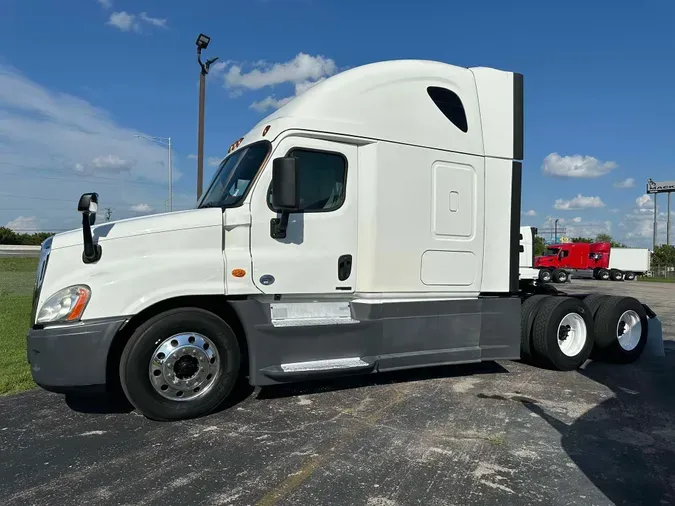 2019 FREIGHTLINER CASCADIA