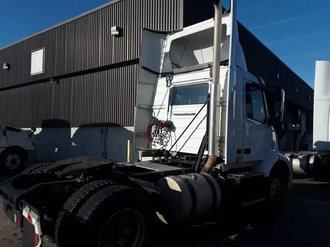 2019 VOLVO VNR42T 300c48c55f57ee2730d07de20bd662838a0