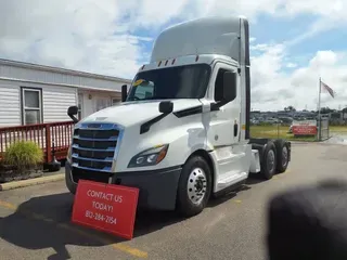 2019 FREIGHTLINER NEW CASCADIA PX12664
