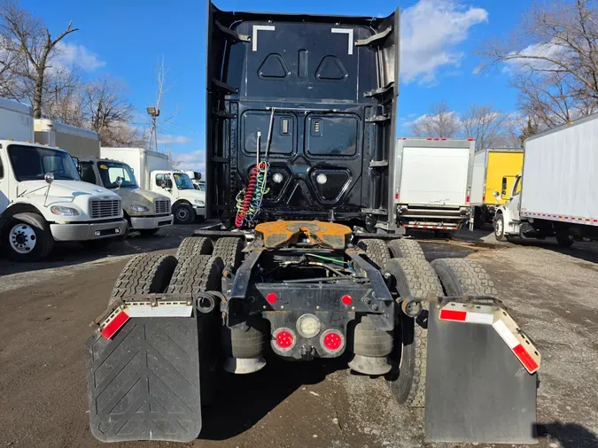 2020 FREIGHTLINER/MERCEDES CASCADIA 125