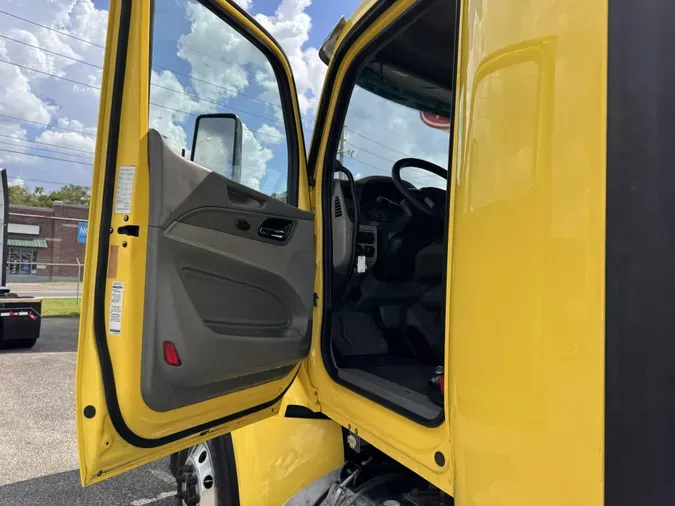 2021 Peterbilt 579
