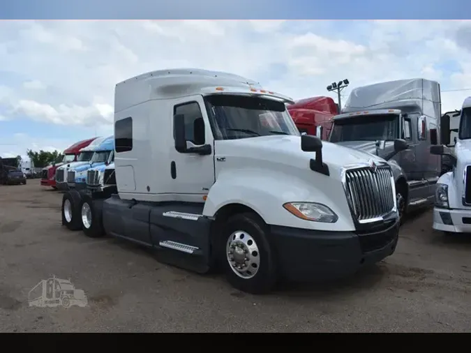 2018 INTERNATIONAL LT