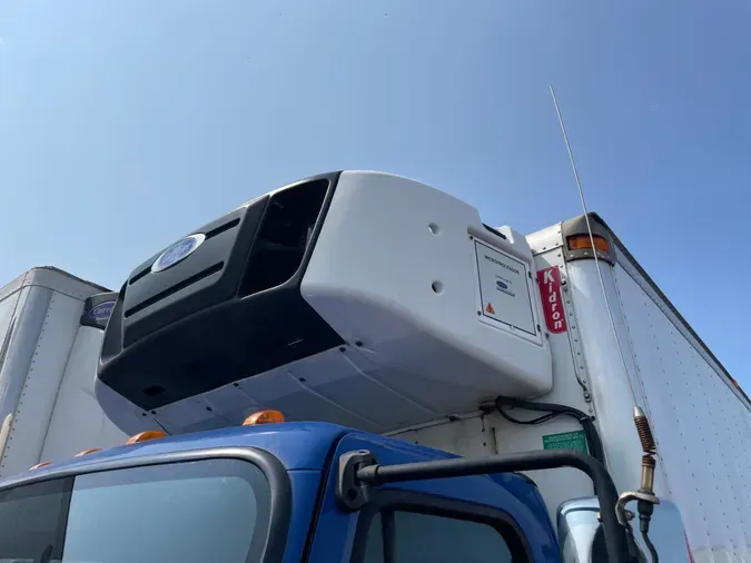 2019 FREIGHTLINER/MERCEDES M2 106