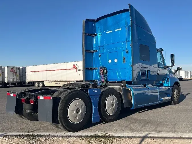 2019 International LT625