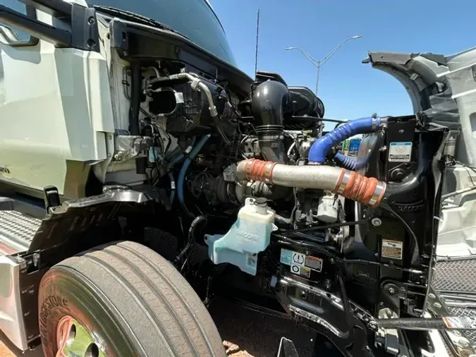 2023 KENWORTH T680c4a638748f4cb9f0fc199de82d9eba5f