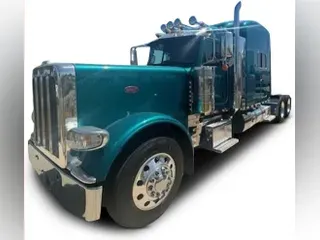 2022 Peterbilt 389