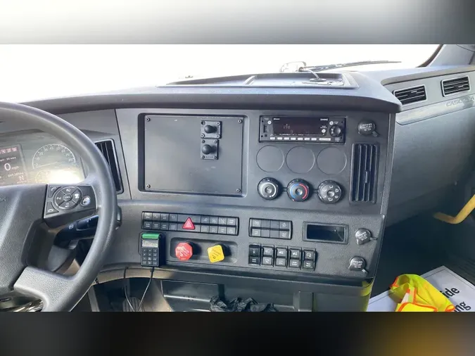2024 Freightliner Cascadia 126