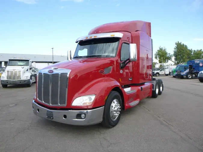 2022 Peterbilt 579