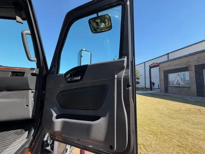 2021 INTERNATIONAL LT625