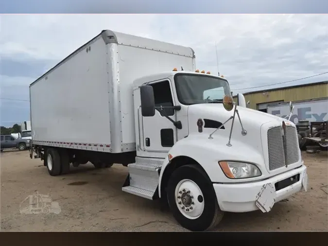 2013 KENWORTH T370