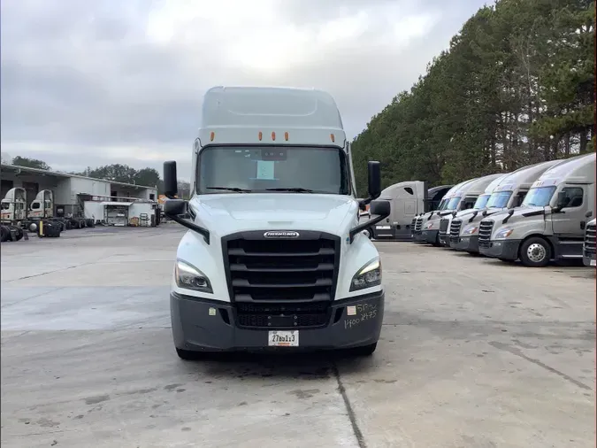 2021 Freightliner Cascadia