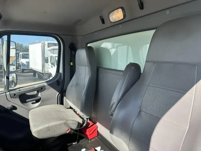 2020 Freightliner Business Class M2 106