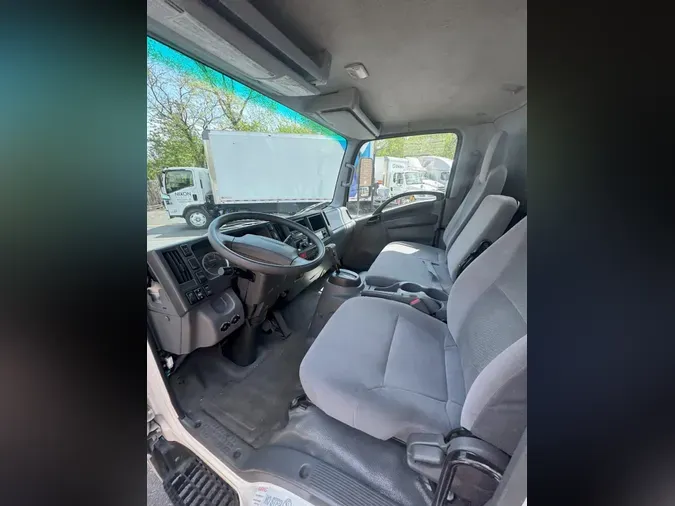 2019 ISUZU NPR HD