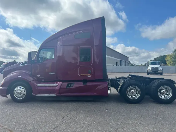 2022 Kenworth T680