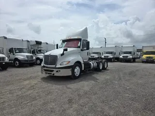 2019 NAVISTAR INTERNATIONAL LT625 DAYCAB T/A