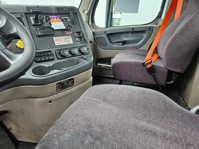 2020 FREIGHTLINER/MERCEDES CASCADIA 125