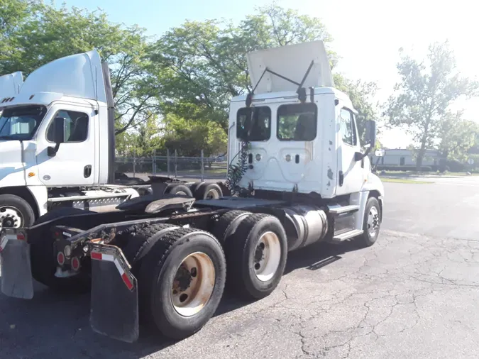 2018 FREIGHTLINER/MERCEDES CASCADIA 125