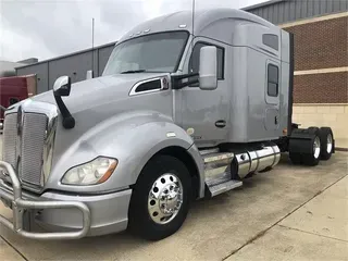 2017 KENWORTH T680