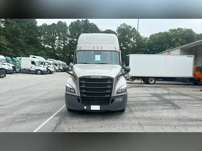 2023 Freightliner Cascadia 126c4cbe06df4c21653fe7c7c9818b2f25a