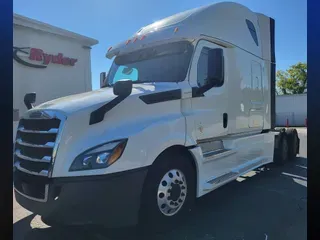 2020 FREIGHTLINER/MERCEDES NEW CASCADIA PX12664