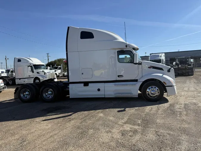 2022 Peterbilt 579c4cf31f5e46ef11d1e877f018bee66d4