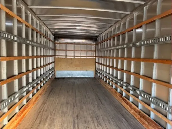 2020 FREIGHTLINER/MERCEDES M2 106c4d0880797b3a3ef13736352c709f1c2