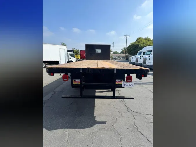 2019 Peterbilt 337