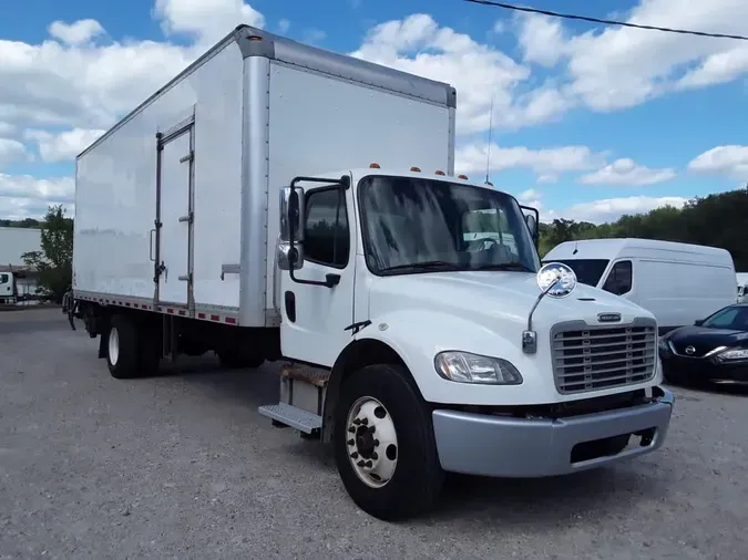 2019 FREIGHTLINER M2 106