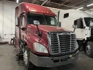 2013 FREIGHTLINER CASCADIA