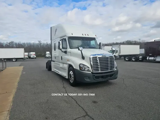 2020 FREIGHTLINER/MERCEDES CASCADIA 125c4dff01aaf285cf41c5a0bd0d5316e8e