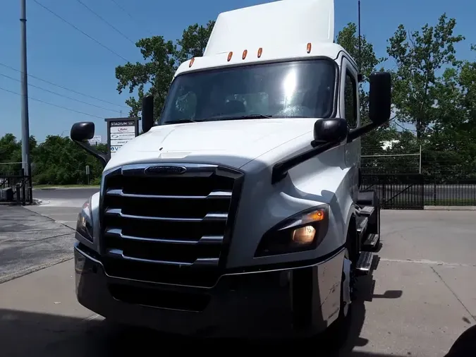 2020 FREIGHTLINER/MERCEDES NEW CASCADIA 116c4e4e07624accbcc7366707fa6d010df