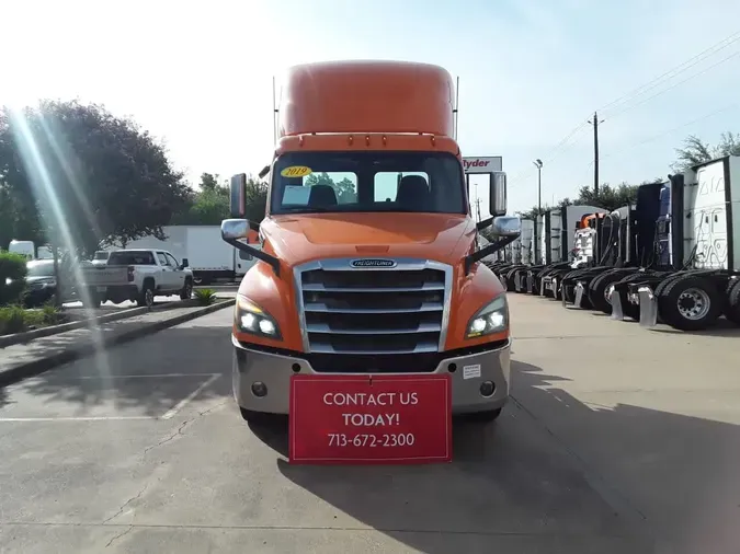 2019 FREIGHTLINER NEW CASCADIA PX12664