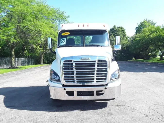 2019 FREIGHTLINER/MERCEDES CASCADIA 113c4e9814c0fe143672bb2801cc4240792
