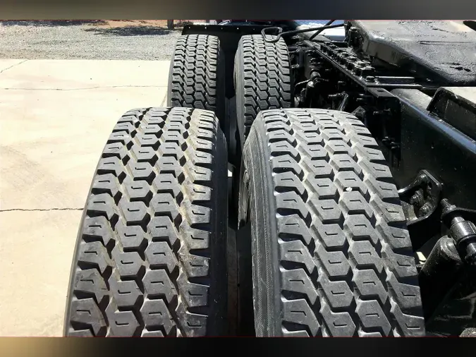2019 INT LT625 6x4