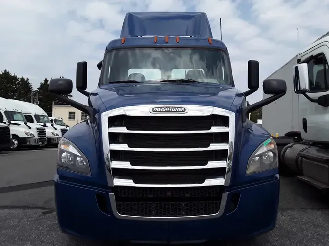 2019 FREIGHTLINER/MERCEDES NEW CASCADIA PX12664
