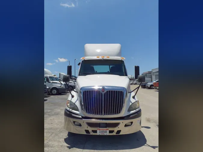 2019 NAVISTAR INTERNATIONAL RH613 DAYCAB S/A