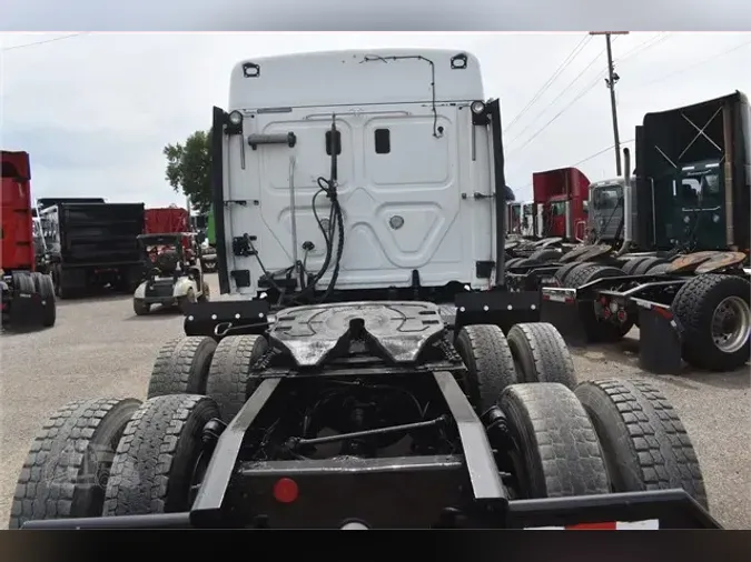 2012 FREIGHTLINER CASCADIA 125