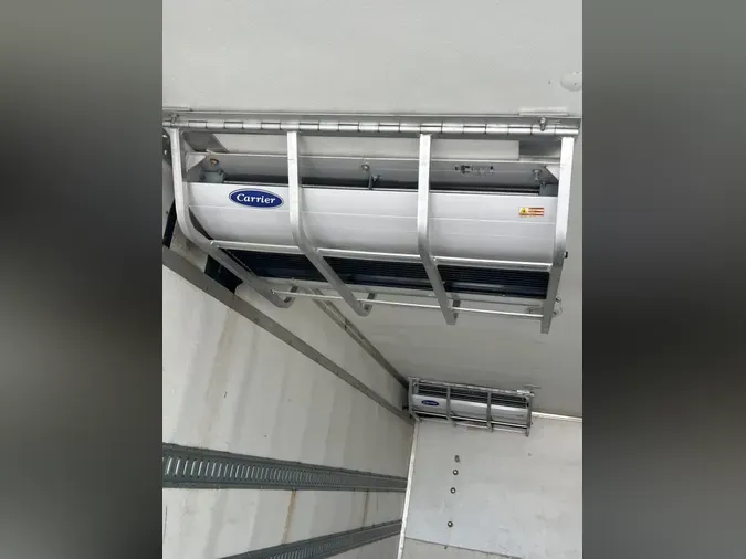 2018 FREIGHTLINER M2 106